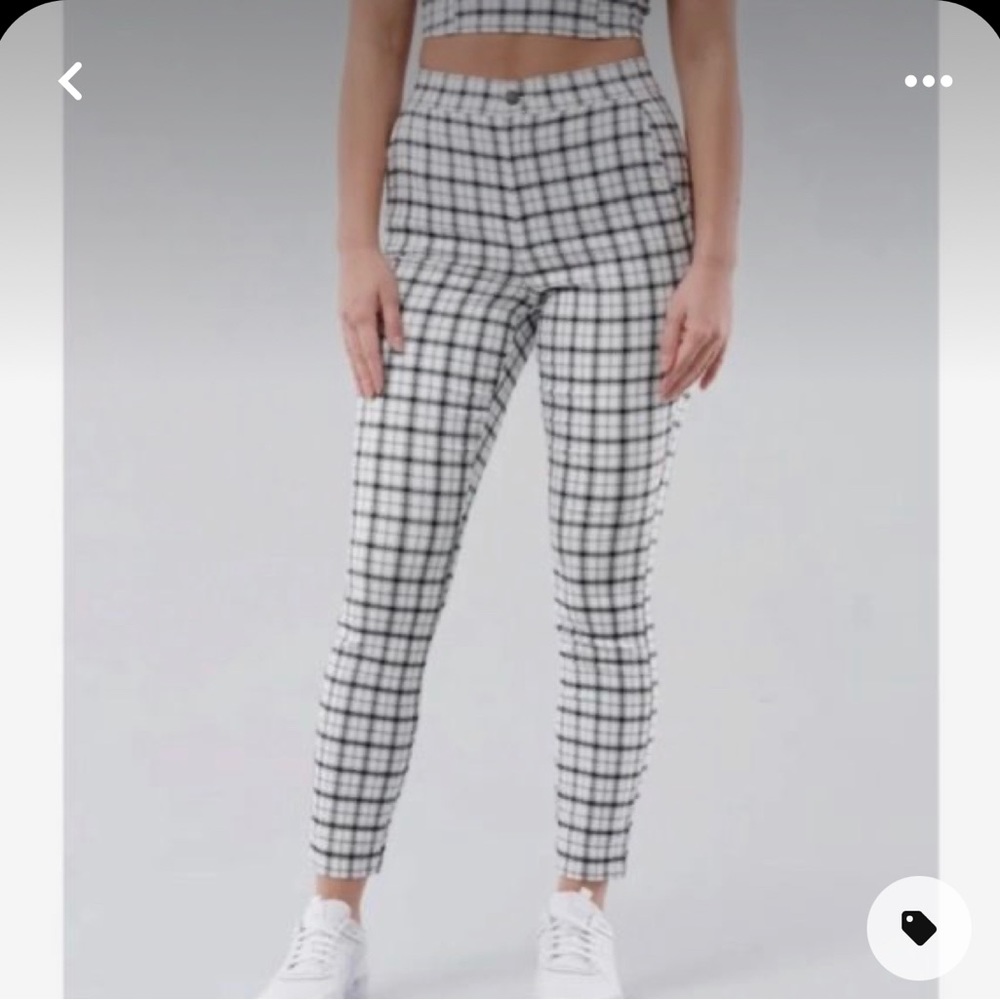Ultra high rise checkered pants, Hollister small